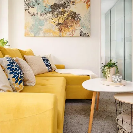 Regiostyle-apartment-mit-meerblick-balkon-strand