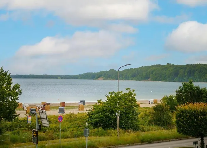 Regiostyle-apartment-mit-meerblick-balkon-strand דירה *